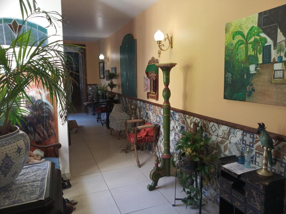Chambre D'Hotes La Grenade Bleue Pons Bagian luar foto