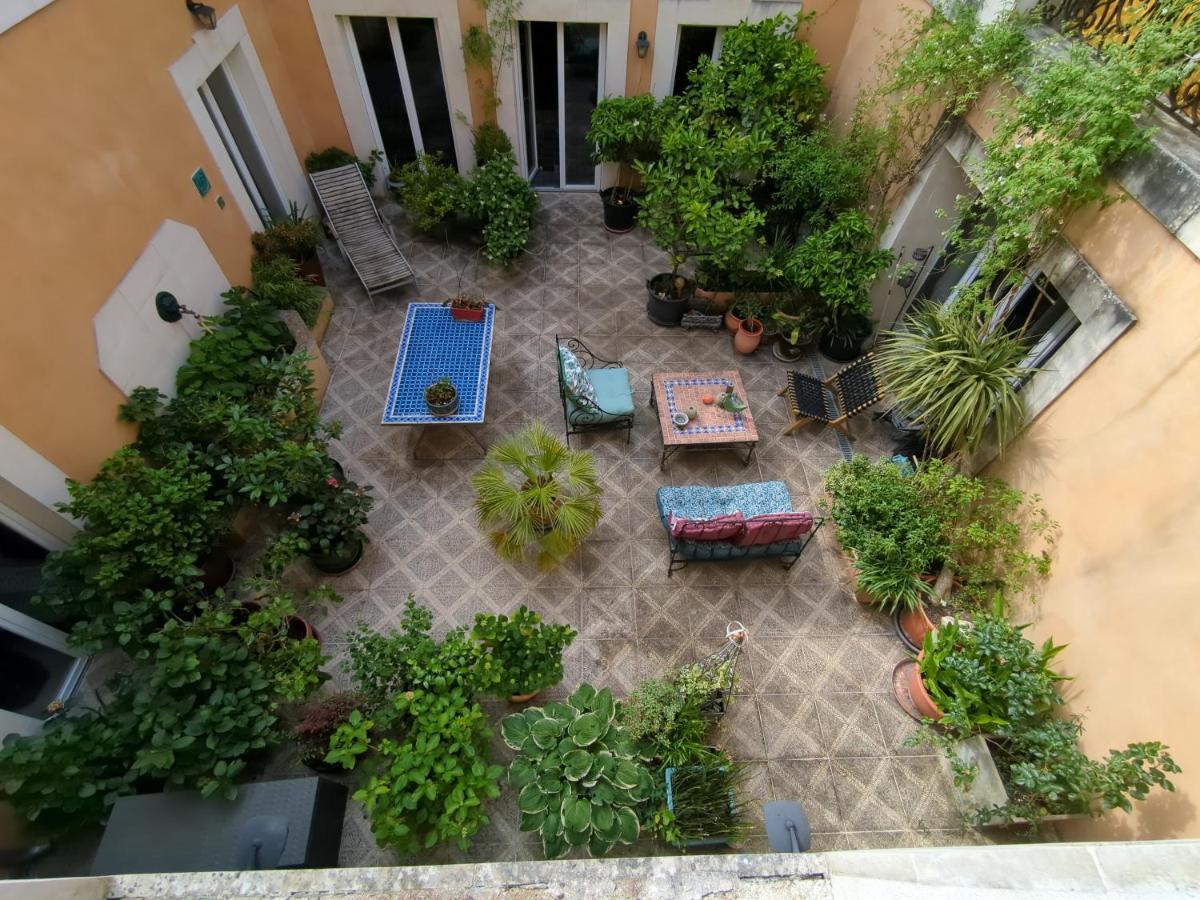 Chambre D'Hotes La Grenade Bleue Pons Bagian luar foto