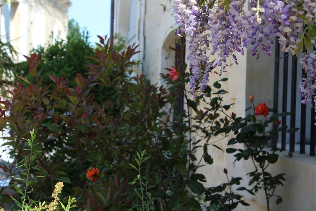 Chambre D'Hotes La Grenade Bleue Pons Bagian luar foto